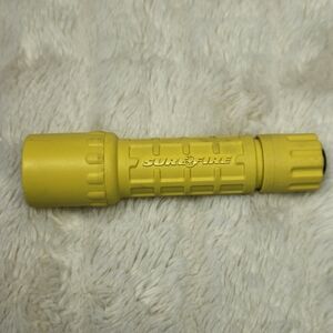 Surefire G2 Flashlight Xenon with 2 CR123A Batteries Nitrolon Yellow